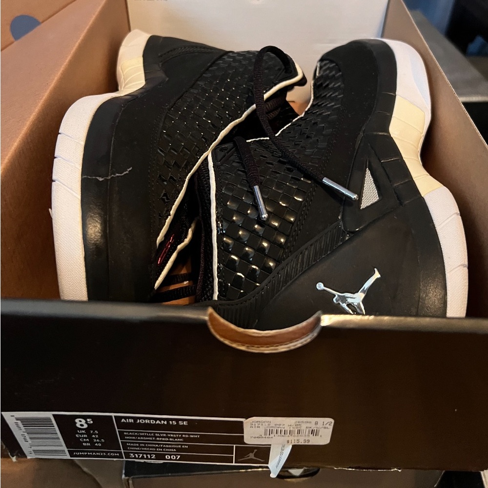 Jordan 15 SE